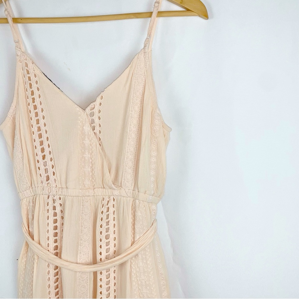 American Eagle Waist Defined Lace Crochet Romper in Peachy Pink - Picture 6 of 8
